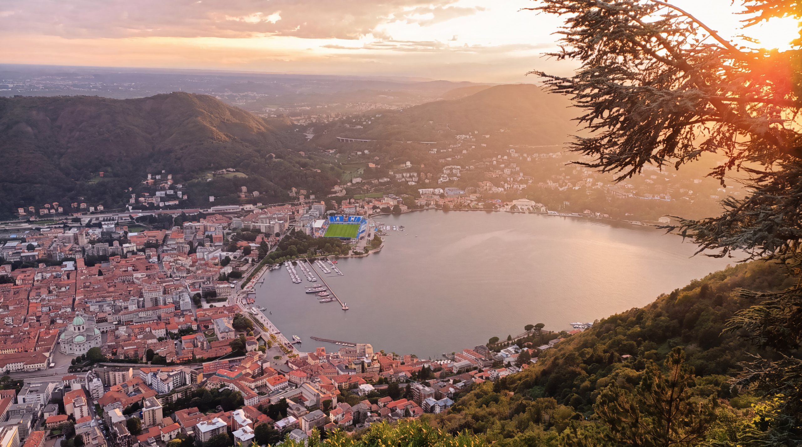 Promenade en uitzicht over het Lago di Como